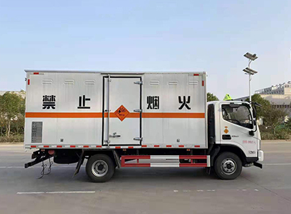 红安爆破器材运输车