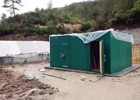 红安露天如何存放爆破线放炮线等爆破器材？