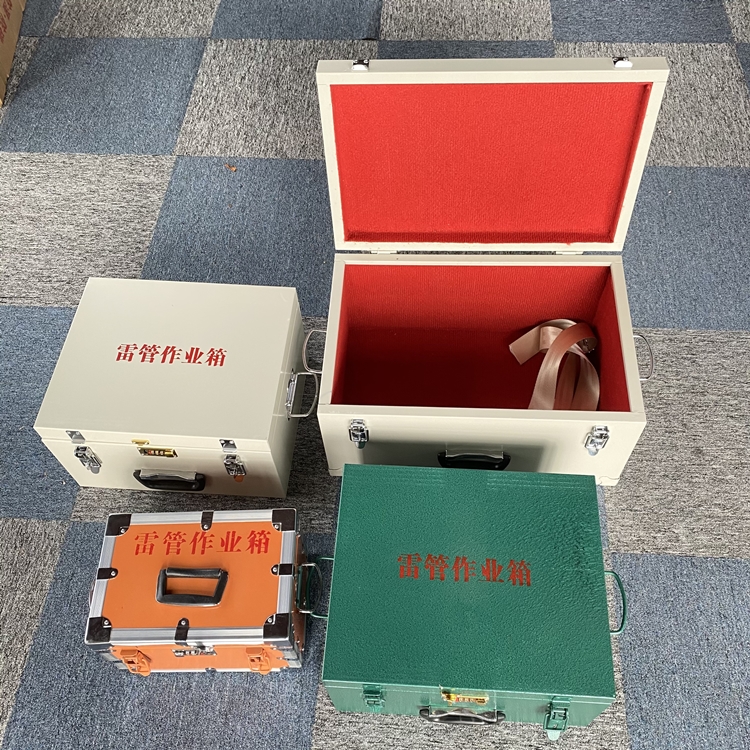 红安爆破工程作业箱如何选择？玻璃钢与传统材质的全面对比